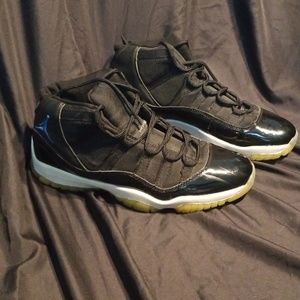 Jordan Space Jam 11